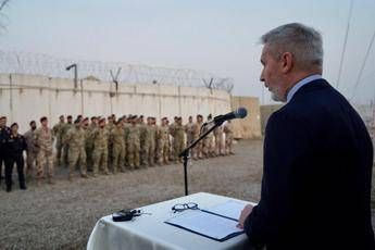 Il ministro Guerini ai militari italiani in Iraq: L'Italia è con voi Il ministro Guerini ai militari italiani in Iraq: L'Italia è con voi